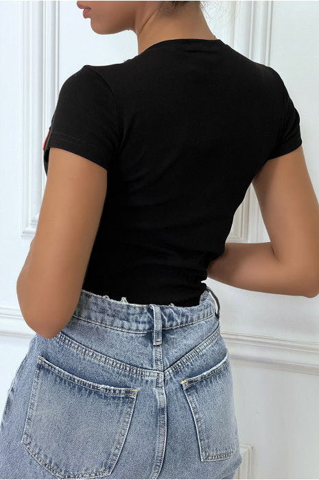 Black T-shirt with 3D CREDIT writing - 3