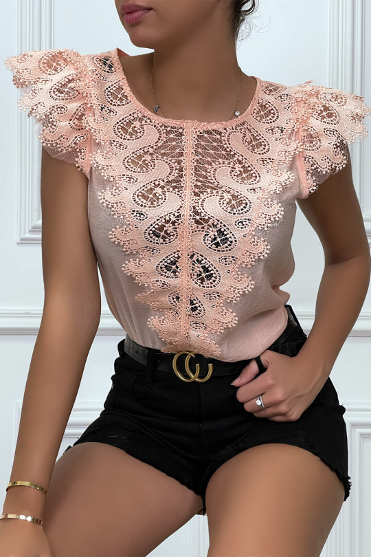 Pink top with lace on the front and ruffle on the shoulders - 3