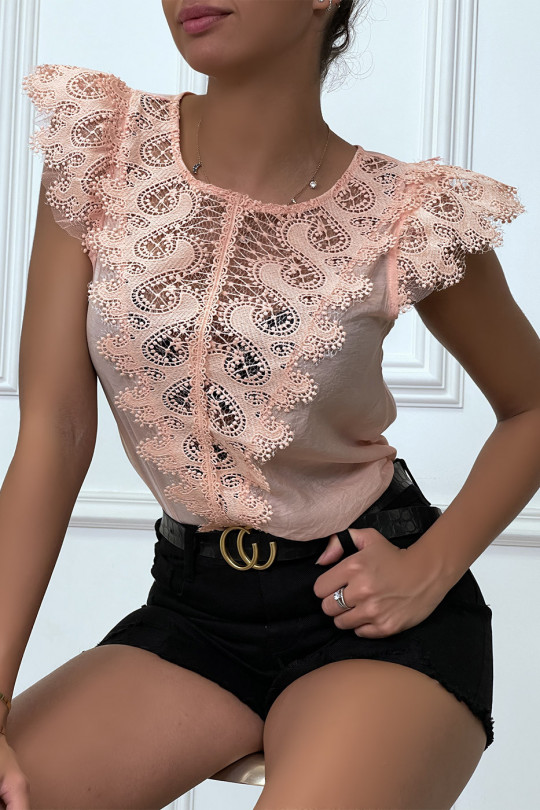 Pink top with lace on the front and ruffle on the shoulders - 4