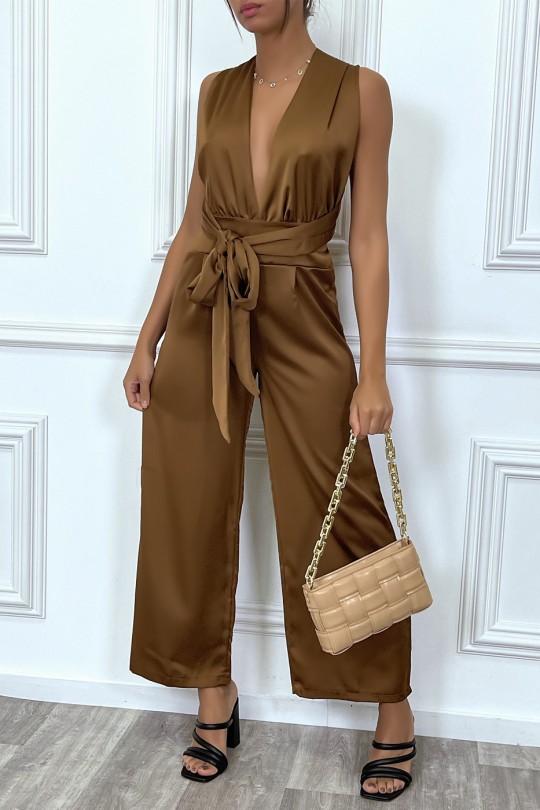 Satin brown jumpsuit with plunging neck and adjustable tie at the back - 2