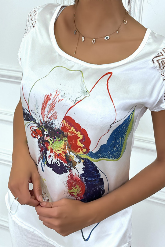Flowing white t-shirt, satin material on the front, with colored flower print - 5100 - 4