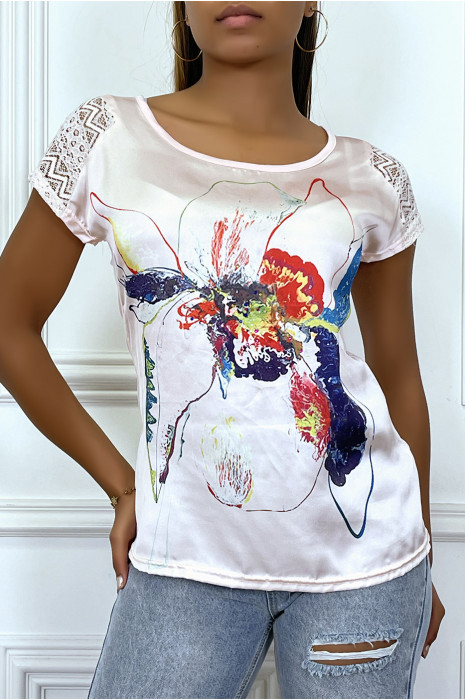 Fluid pink t-shirt, satin material on 