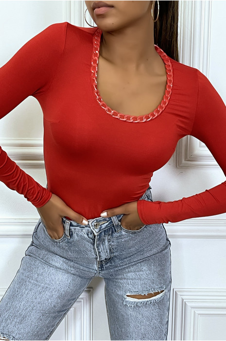 Red long-sleeved chain-collar T-shirt - 2