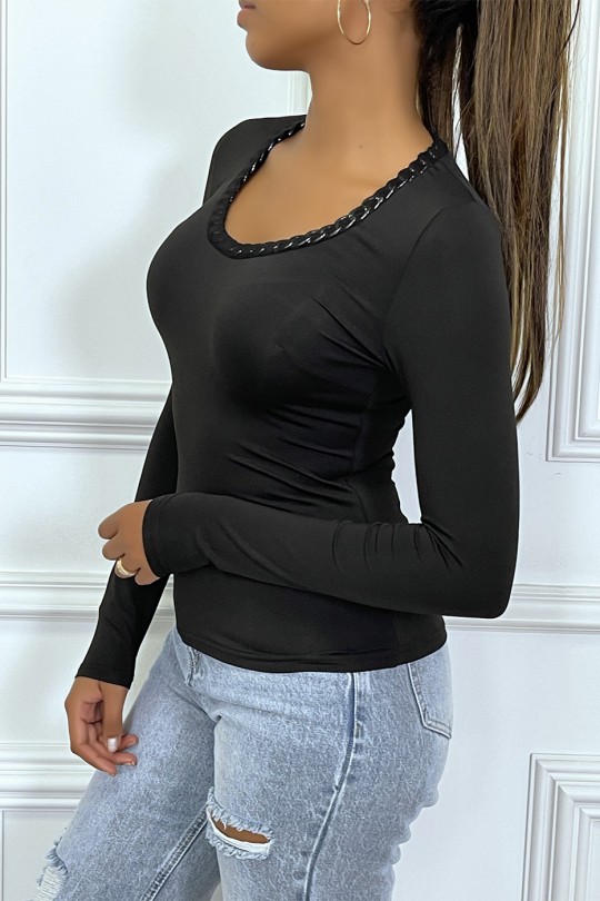 Black long-sleeved chain-collar T-shirt - 2