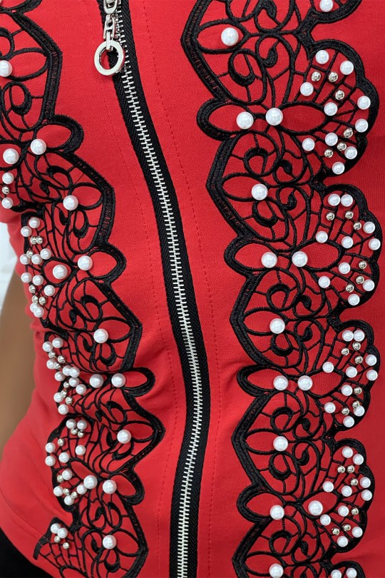 Haut style bustier rouge à zip avec dessins et perles - 4