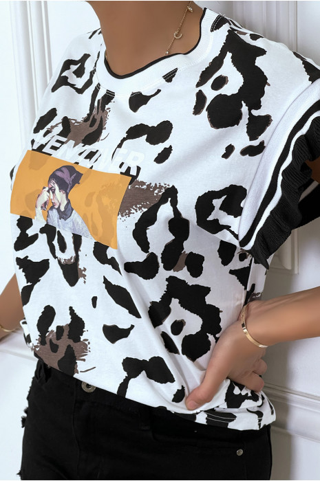 T-shirt blanc style léopard, à manches courtes et dessin/inscription - 2