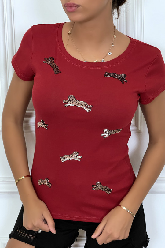 T-shirt bordeaux à manches courtes avec léopards pailletés - 6