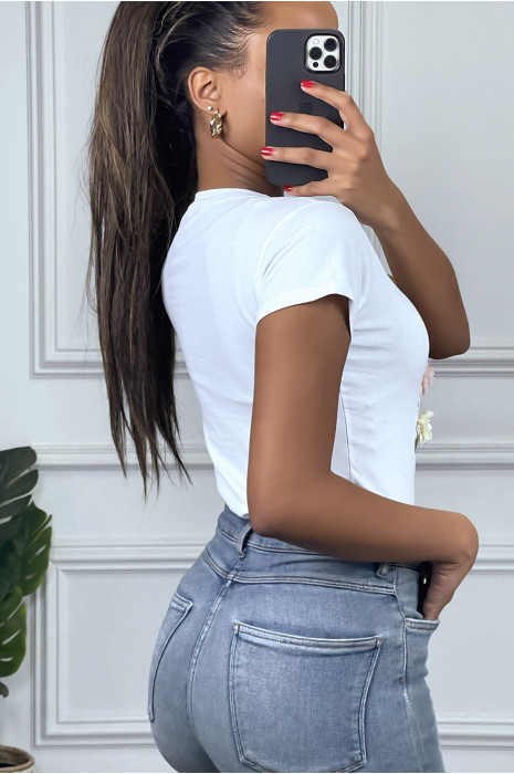 Tee-shirt blanc avec écriture et fleurs en relief - 1