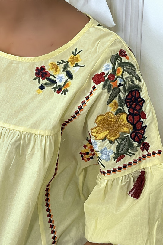 Yellow summer blouse with embroidered details / flowers and pompoms, half-length sleeves and round neck - 2
