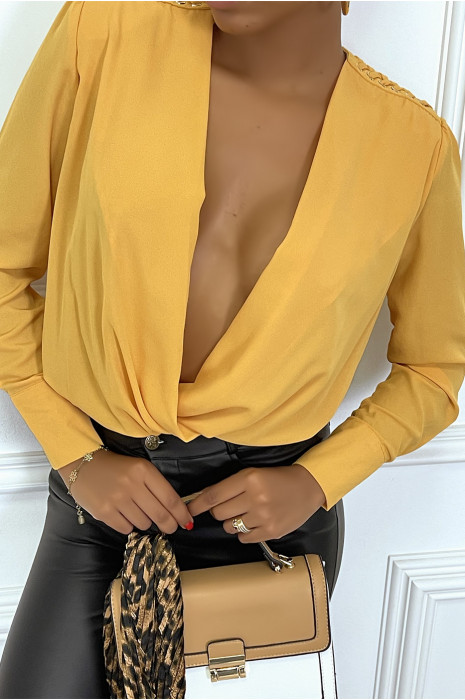 Body décolleté plongeant moutarde, tressé aux épaules et manches longues - 2
