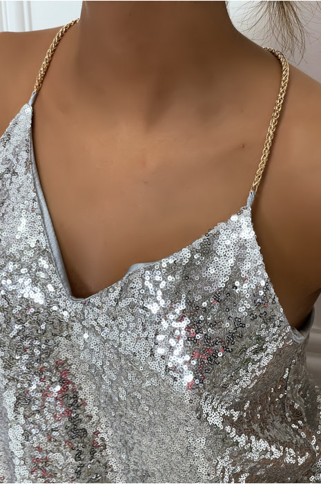 Top argenté/pailleté avec chaîne dorée, à col v, dos ouvert et sans manches - 3