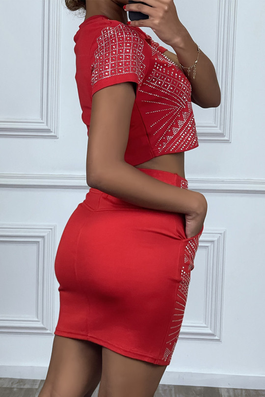 Red crop top and rhinestone skirt set - 3