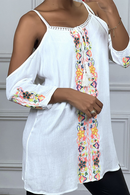 White bohemian style blouse with dropped shoulders and colorful patterns - 2