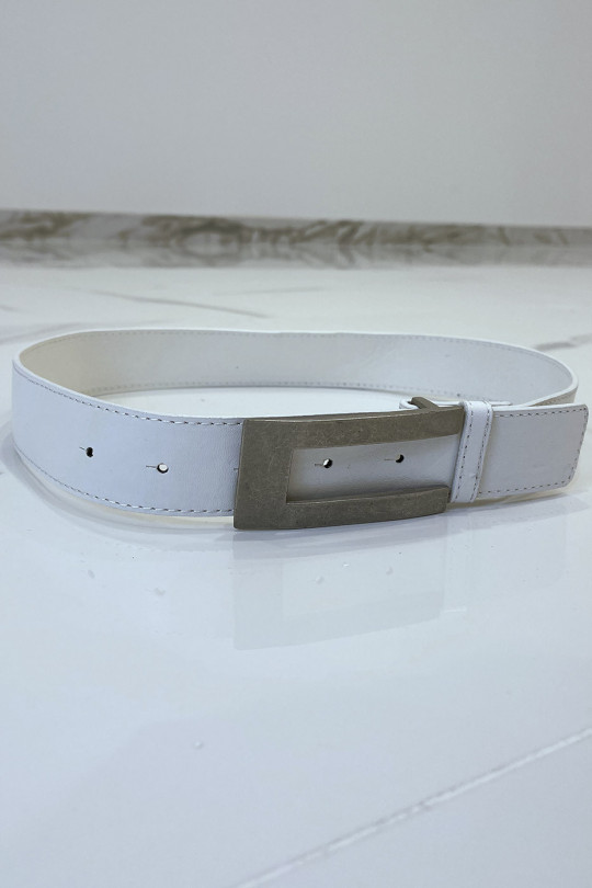 White belt with destroyed rectangular buckle - 2