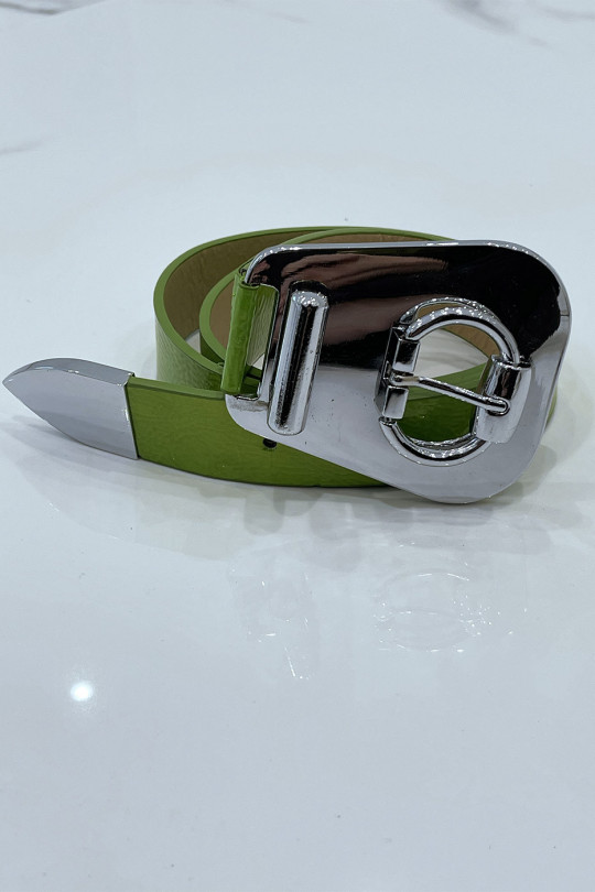 Green belt with asymmetric oval buckle - 3