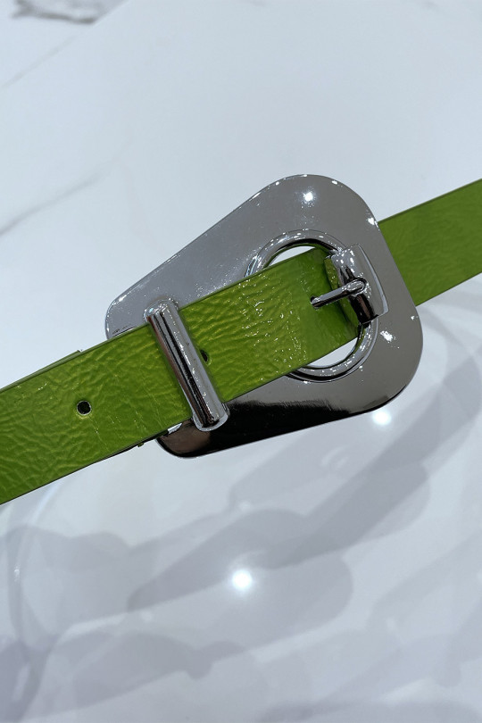 Green belt with asymmetric oval buckle - 1