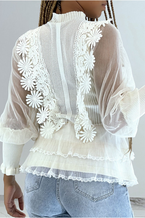 Pull léger beige à manches longues en tulle et détails ajourés et broderie - 3