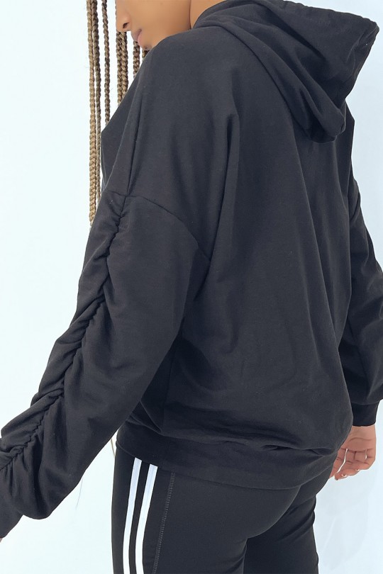 Black hoodie with pockets and gathered sleeves - 5