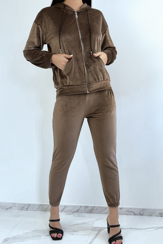Chocolate peach skin jogging set with pockets and hood - 1