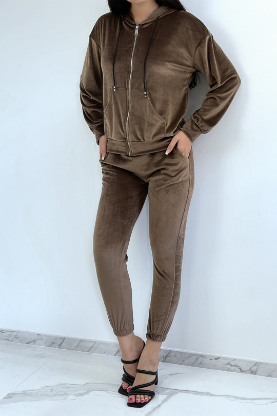 Chocolate peach skin jogging set with pockets and hood - 3