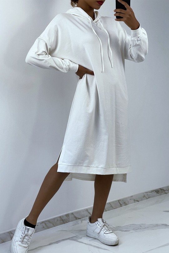 Long oversized sweatshirt dress in white with hood - 2