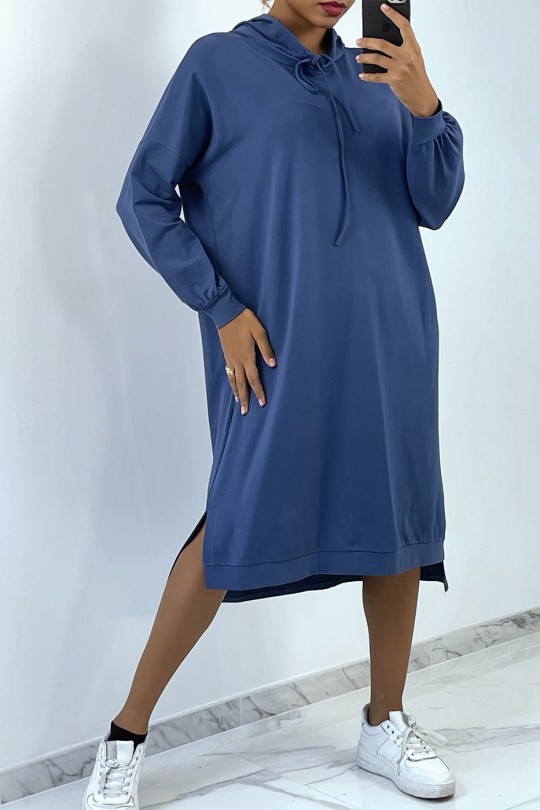 Longue robe sweat over size en indigo avec capuche - 1