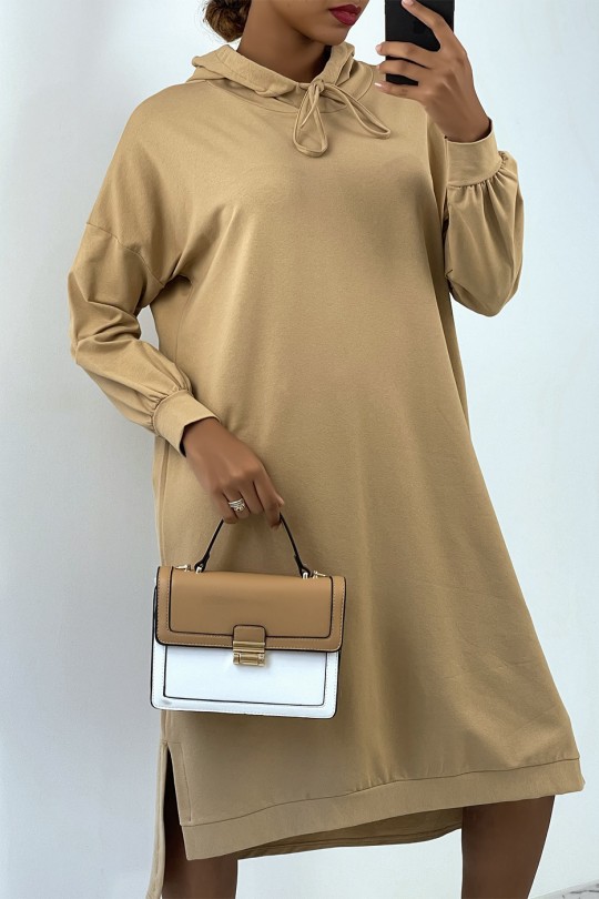 Long oversized camel sweatshirt dress with hood - 2