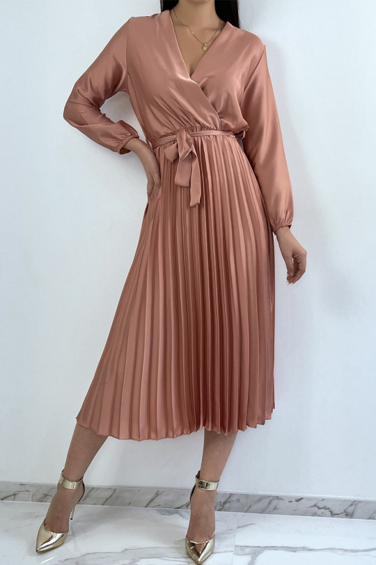 Long pink satin dress crossed at the bust and pleated at the bottom - 5