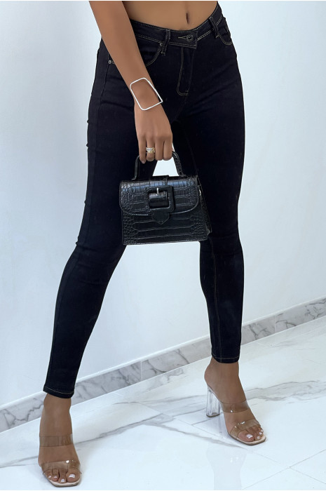 Jeans slim brute très extensible et agréable à porter avec cinq poche - 2