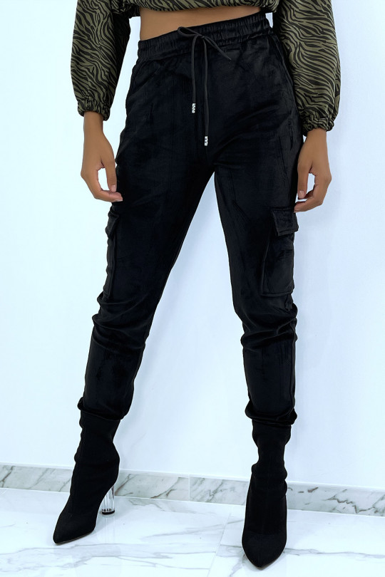 Black velvet-style joggers with side pockets - 2