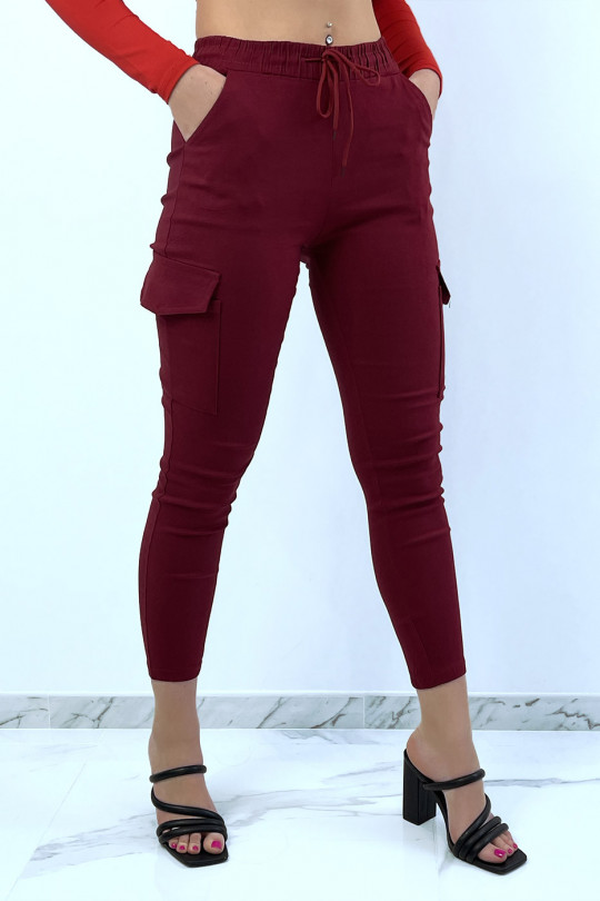 Pantalon slim bordeaux elastique à grandes poches style cargo - 1