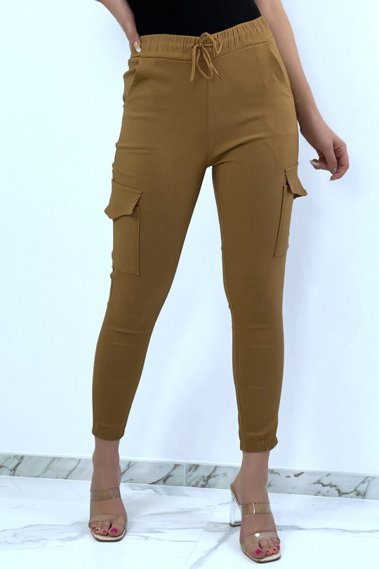 Pantalon slim camel elastique à grandes poches style cargo - 2