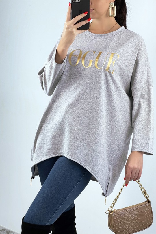 Asymmetric gray sweatshirt with fashion writing - 4
