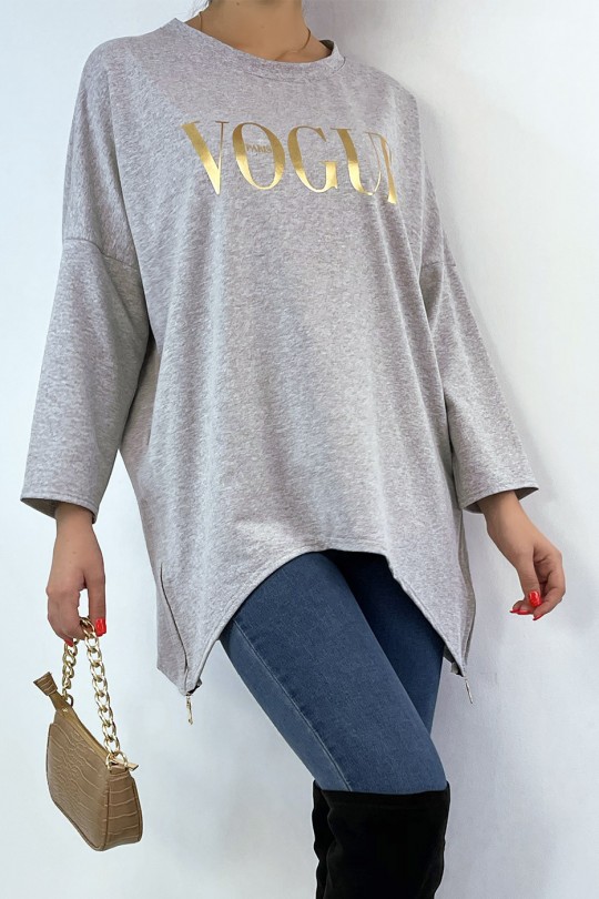 Asymmetric gray sweatshirt with fashion writing - 3