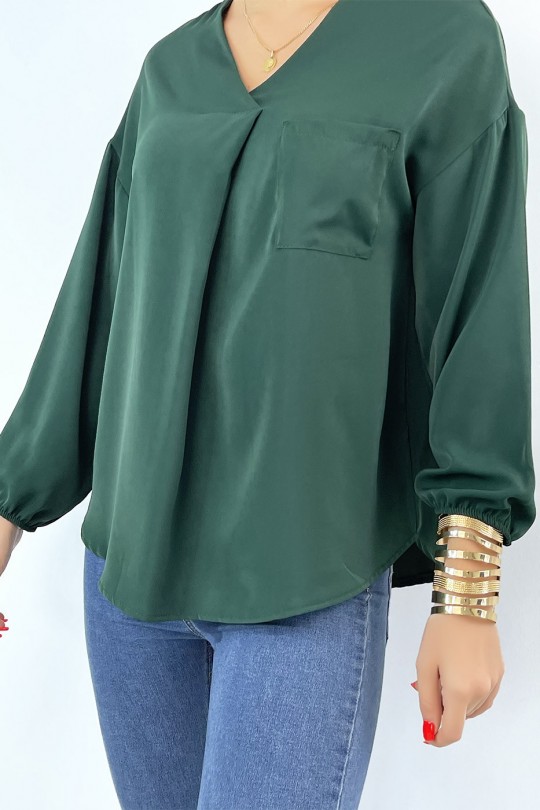 Soepelvallende groene blouse met voorzakje - 2