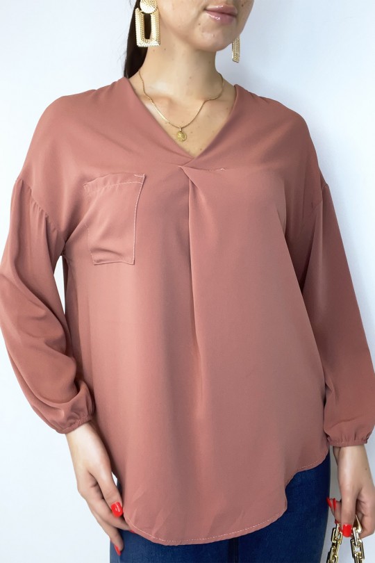 Roze soepelvallende blouse met voorzakje - 3