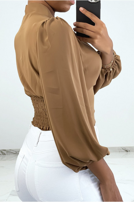 Chemisier crop top camel à manches bouffantes et décolleté V - 4