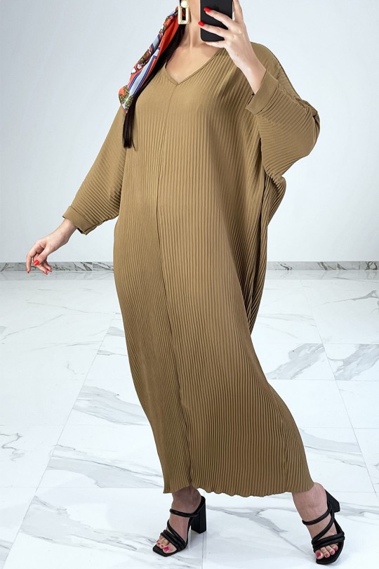 Long camel flowing and pleated abaya-style dress - 2