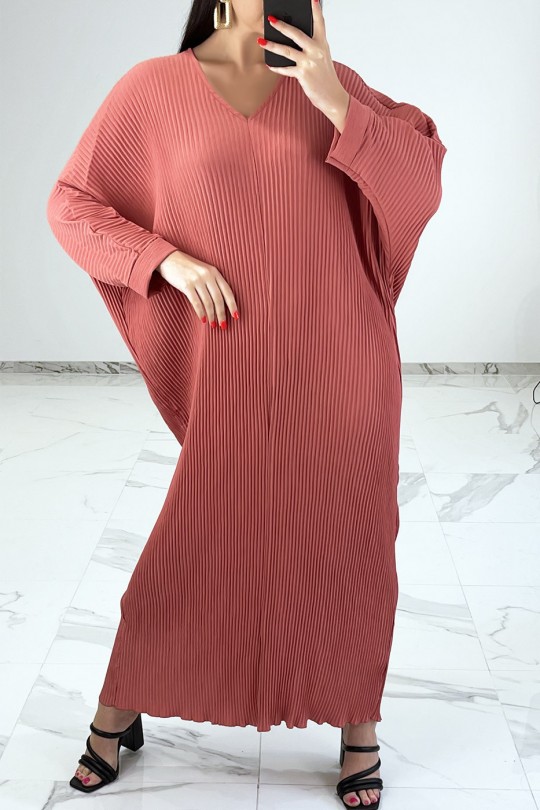 Robe longue rose fluide et plissée façon abaya - 1