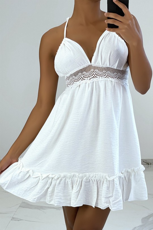 Petite robe blanche fluide dos nu à détails ajouré et volants - 2