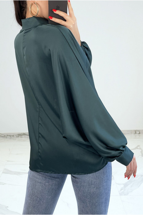 Chemise verte satinée oversize avec manches chauve-souris - 4