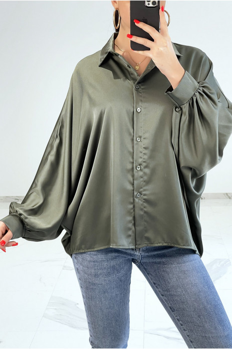 Chemise kaki satinée oversize avec manches chauve-souris - 3