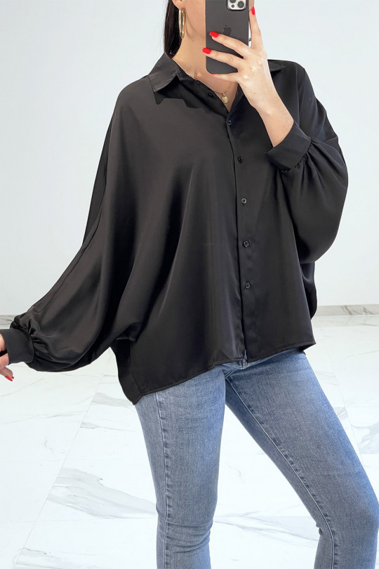 Oversized satin black shirt with batwing sleeves - 3