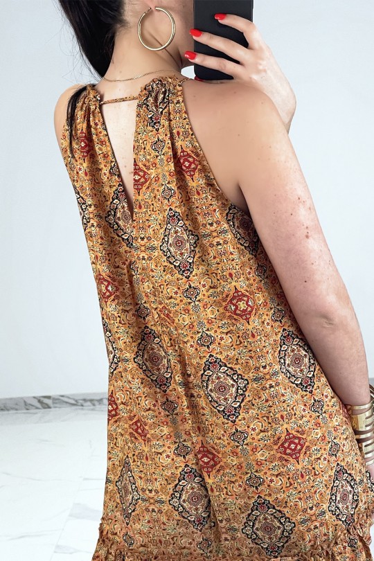 Long summer dress in mustard print bohemian style with V neckline and thin straps - 3