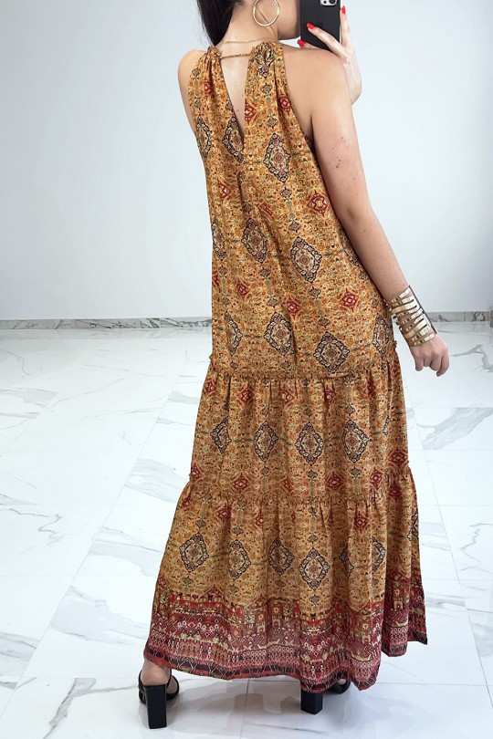 Long summer dress in mustard print bohemian style with V neckline and thin straps - 5