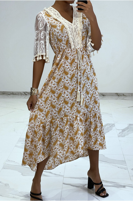 Long beige dress with lace and pattern - 6