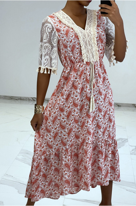 Longue robe rouge avec dentelle et motif - 3