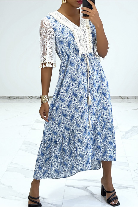 Long blue dress with lace and pattern - 4