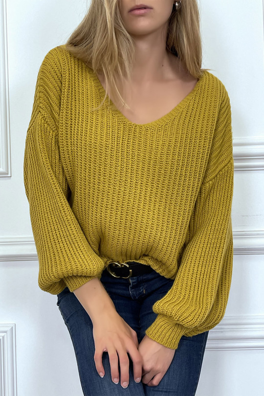 Mustard puff-sleeve sweater in thick acrylic - 5