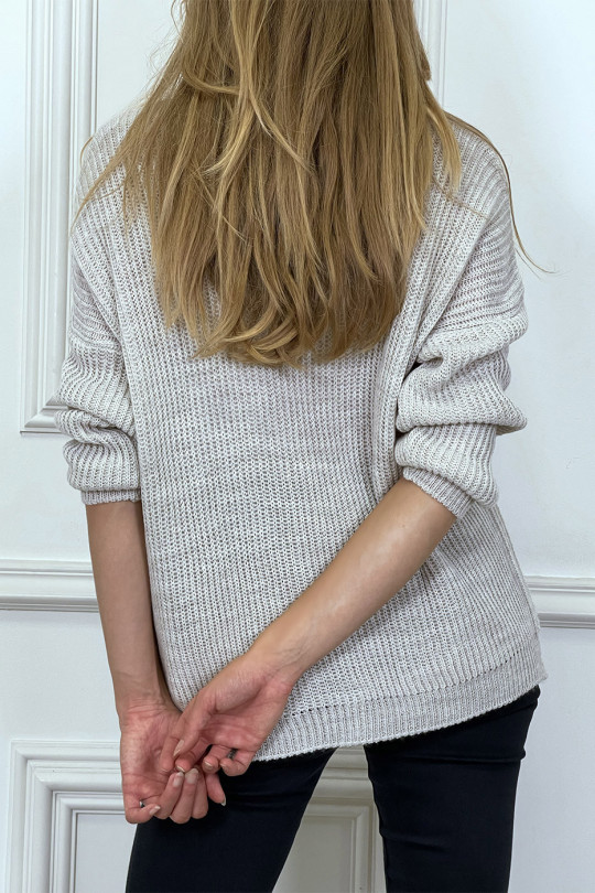 Beige plaited leaf-shaped plaited V-neck sweater - 5